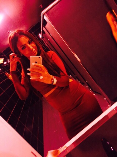 Kendine Güvenen, Etkileyici ve Zarif Mersin Yakınında Escort Bayan