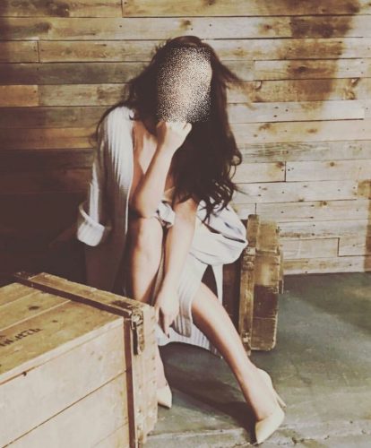 Tatlı ve Seksi Escort Bayan: Mersin’den Deniz