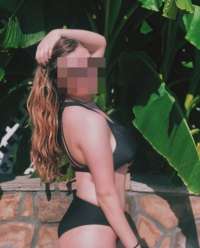 Erdemli Escort Bayan: Büyüleyici Gülüşü ve Sempatik Aura’sıyla Unutulmaz Bir Deneyim