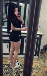 Erdemli Escort Bayan: Çarpıcı Güzellik ve Ateşli Hizmetler