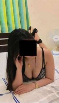 Eşsiz Güzellik Mersin Yakınındaki Etkileyici Escort