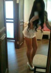 Mersin Yakınında Bulunan, Mezitli ve Escort Merkezdeki Zarif Kadın: Hayallerinize Ulaşın