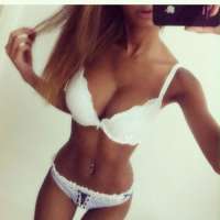 Mersin Yakınında Harika Bir Escort, Merkez’de Rüyalarınızı Süsleyecek Defne