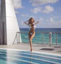 Mezitli ve Mersin Yakınında Escort Hizmetleri Sunan Alev: Zarif ve Büyüleyici