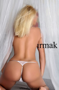 Mezitli ve Mersin Yakınında Tutkulu Bir Gece İçin Çarpıcı Escort