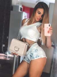 Silifke Escort - Mut Escort: Muhteşem Esmer Saçlı Escort Ayşenur